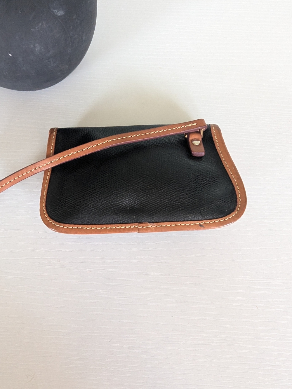 Dooney & Bourke Black Leather Small Wristlet with Tan Trim - Picture 5 of 10